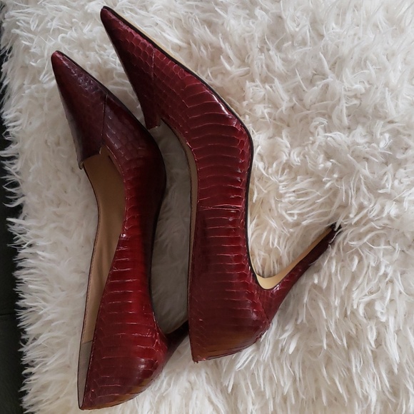 Shoes - Picture 4 of 4